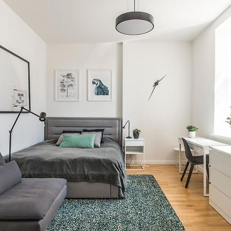 Cozy Modern Studio - Great For Short Trips รีกา ภายนอก รูปภาพ