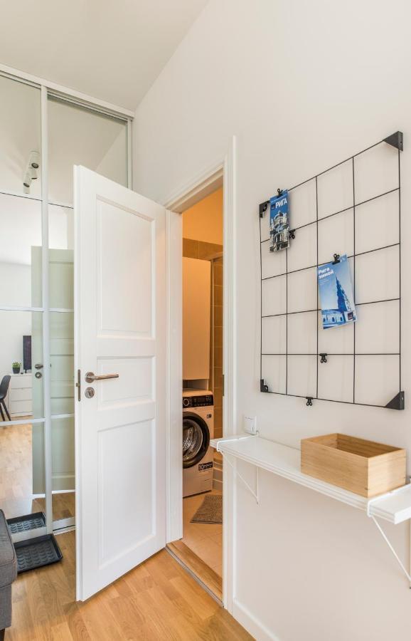 Cozy Modern Studio - Great For Short Trips รีกา ภายนอก รูปภาพ